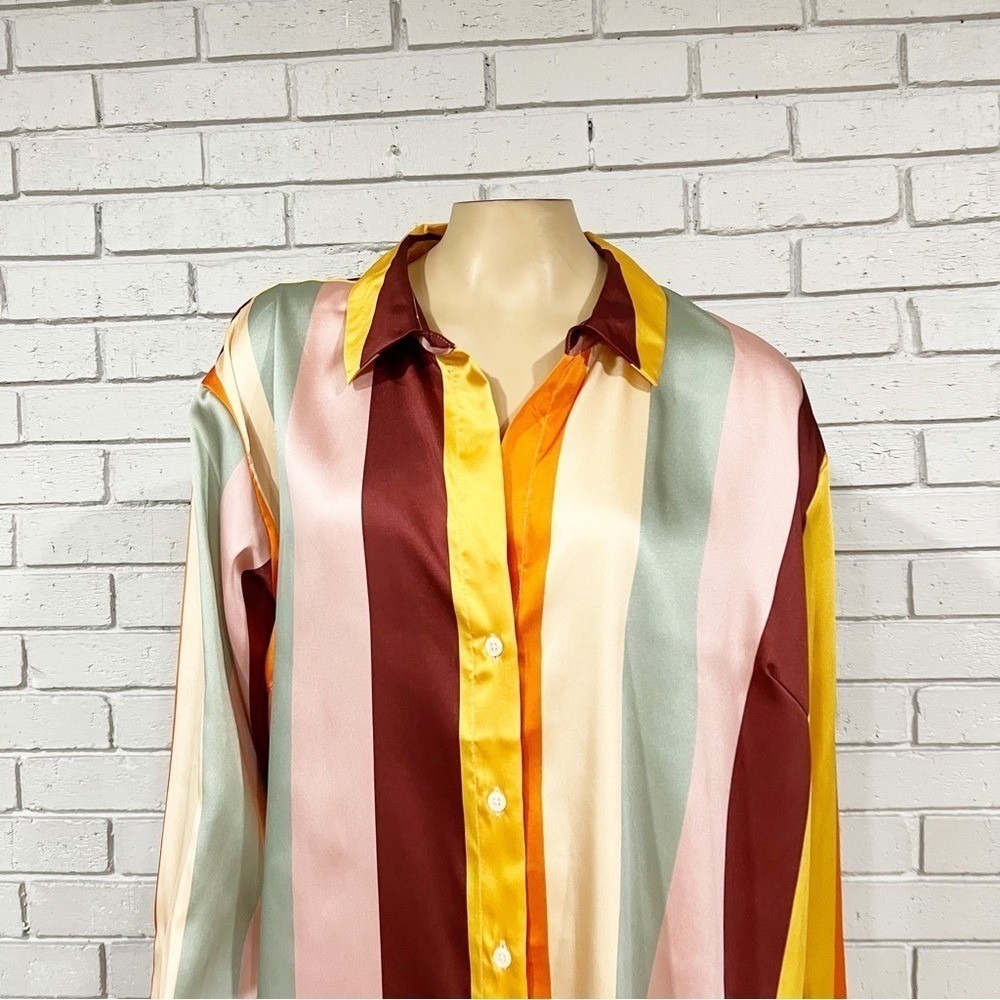 Fe Noel Vertical Stripe Satin 2 Piece Set Button Down Shirt and Wide Leg Pants - Picture 9 of 14